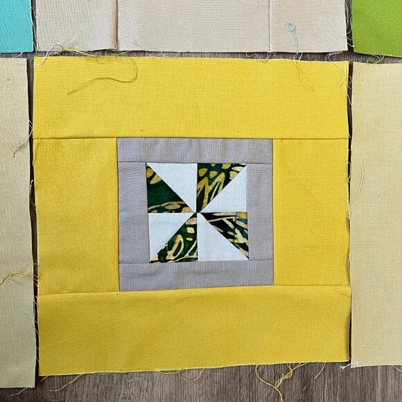 8 Quilting Squares Pinwheel Pattern Unfinished 9x9" - Picture 5 of 10